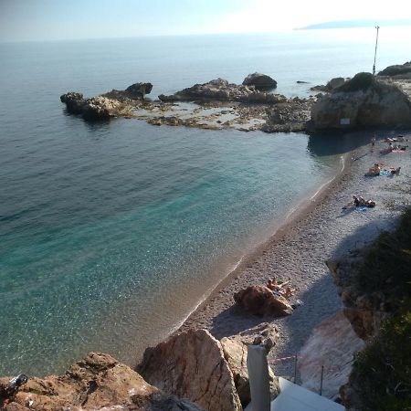 Ferienwohnung Il Casotto Del Nonno Ventimiglia Exterior foto